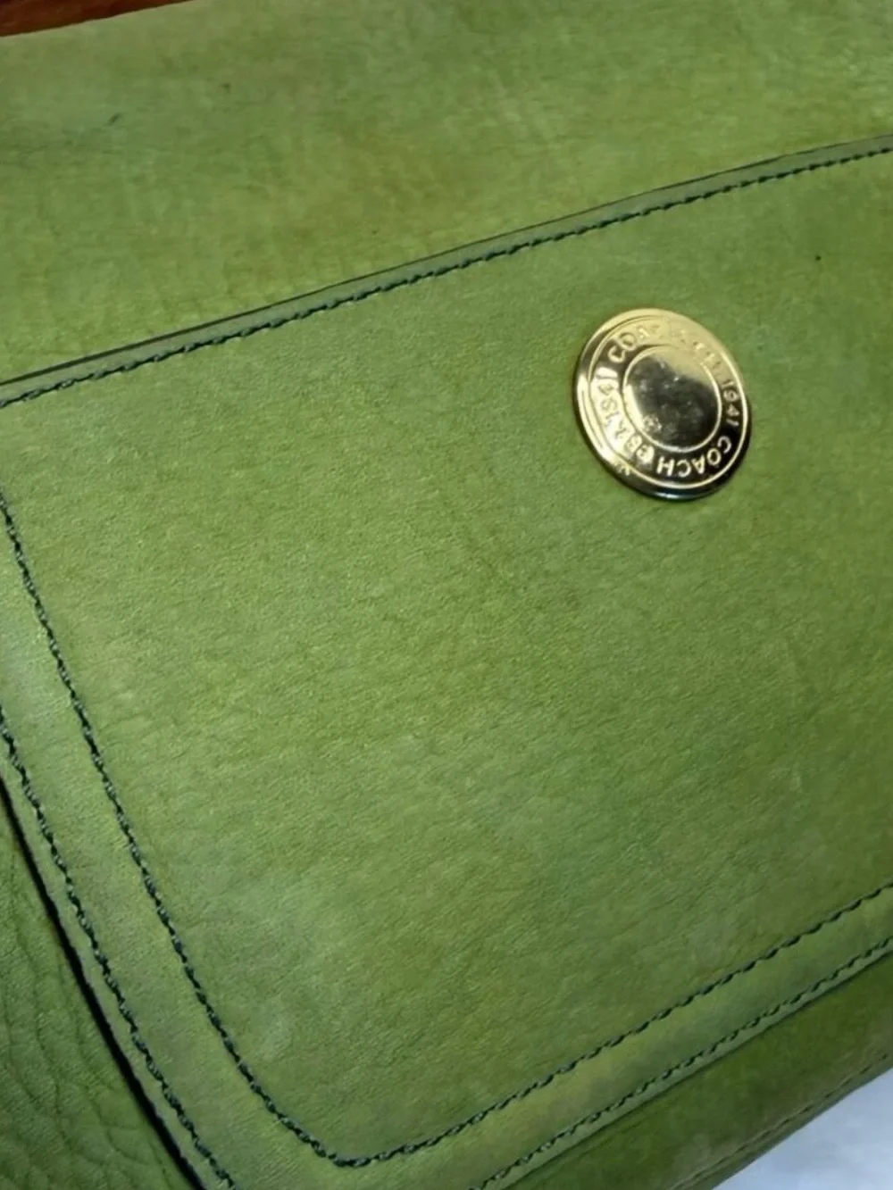 RARE y2k COACH 8A54 Chelsea Hobo Turnlock Nubuc Green Shoulder Bag